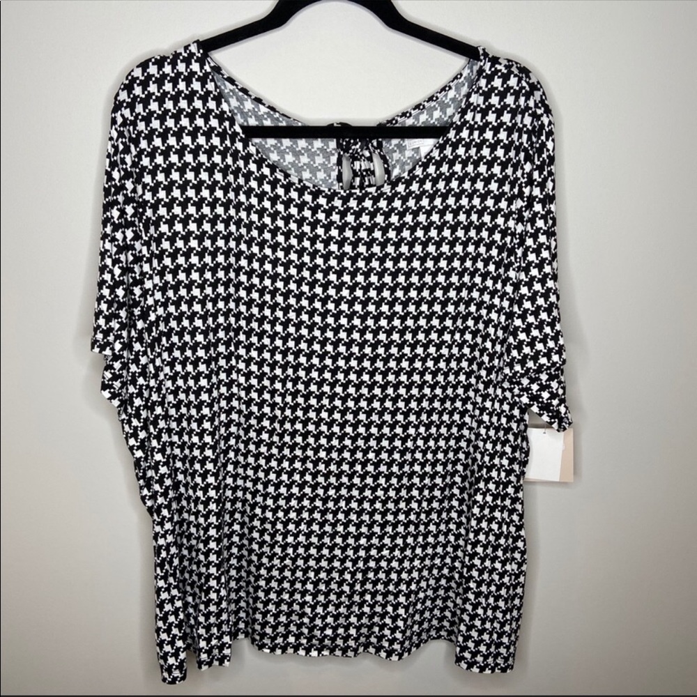 Blouse NWT‼️BOGO‼️